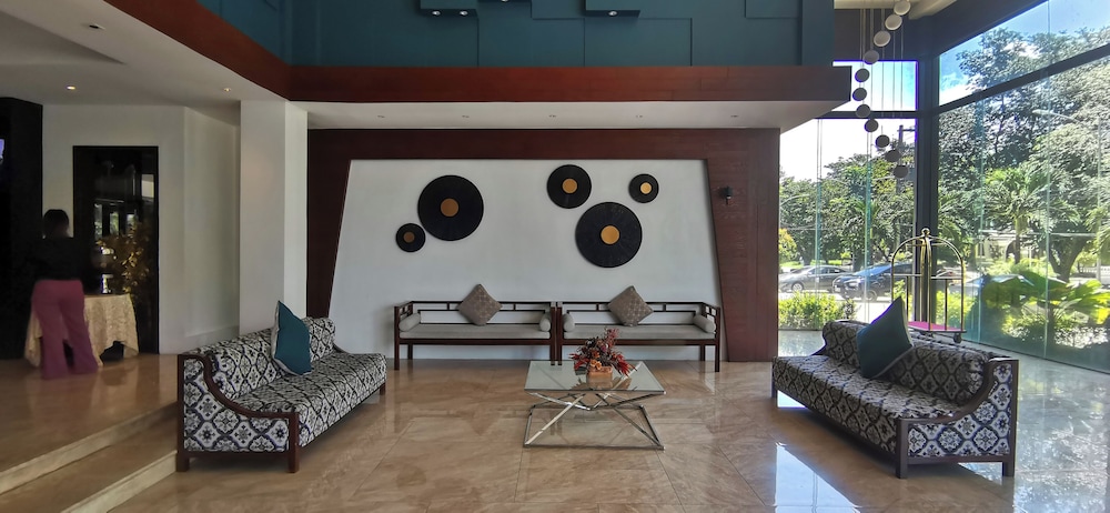 Sunday Hevea Hotel and Resort 30/55