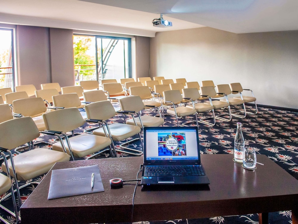 Parc Beaumont Hotel & Spa Pau - MGallery Collection 60/71