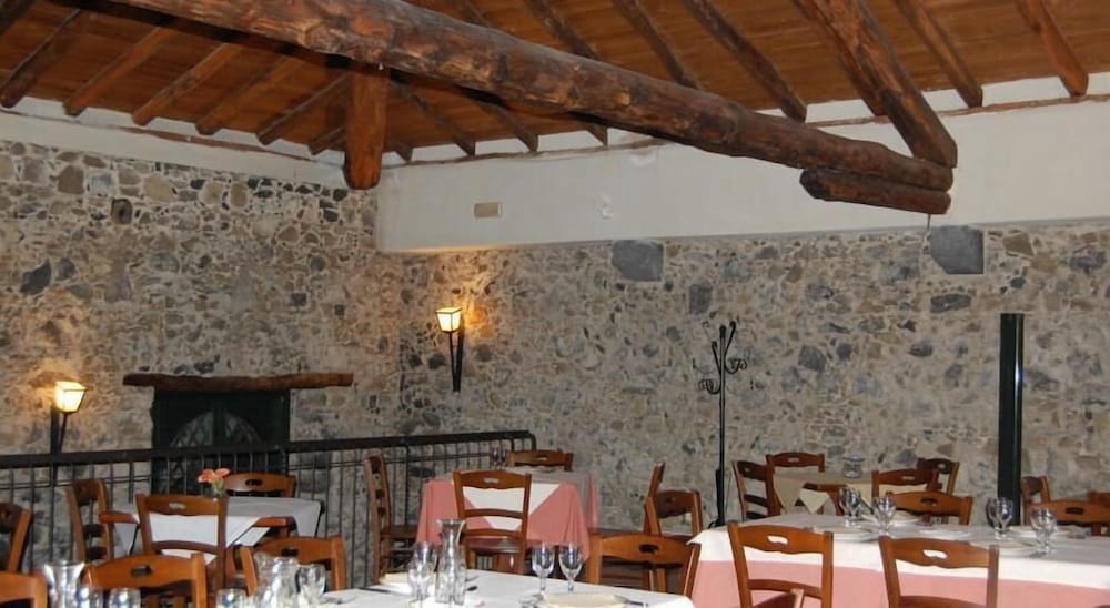 Antico Borgo 27/50