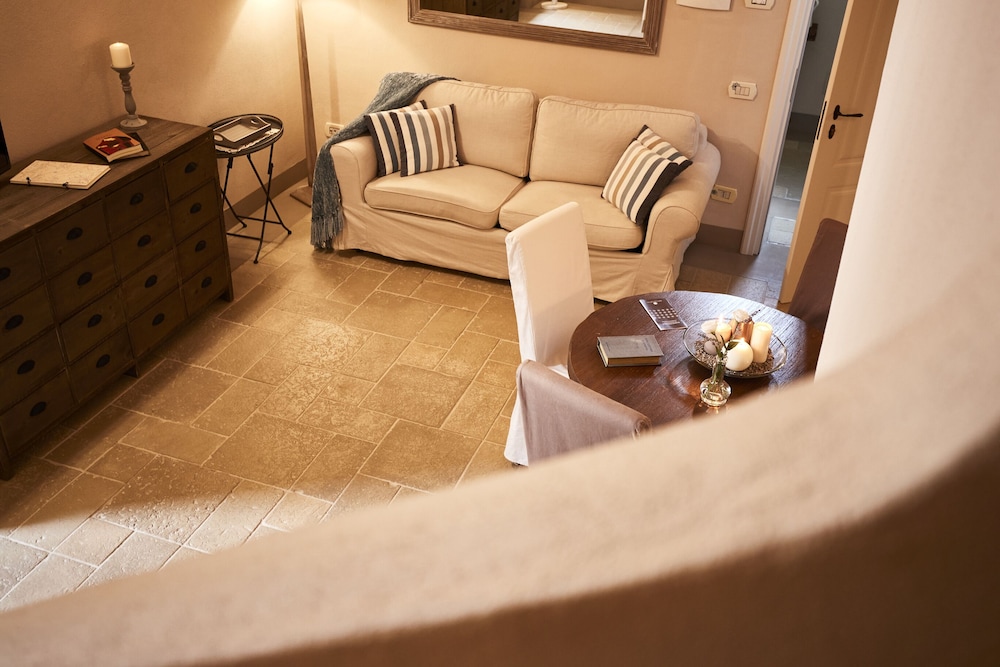 Borgo San Gaetano 27/50