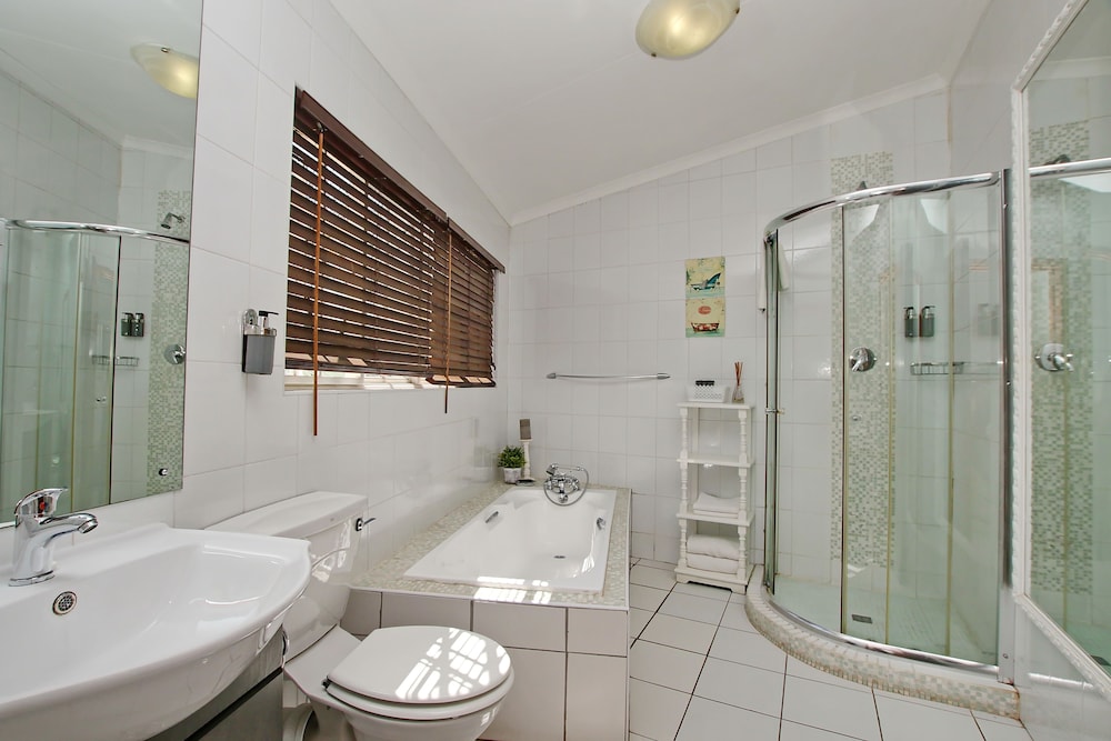 Arum Place Guest House 40/50