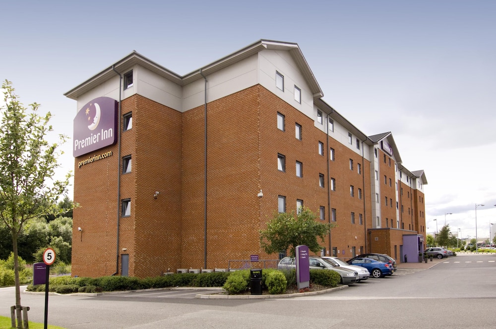 Premier Inn Castleford (Xscape M62 J32) 47/52