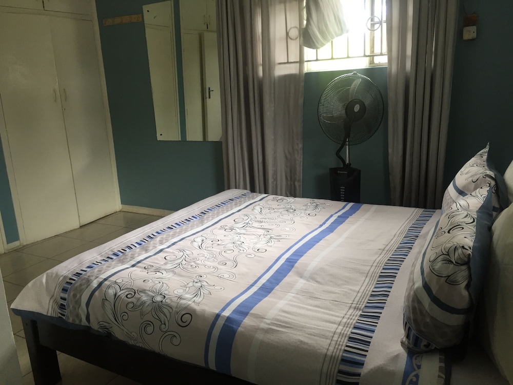 ECONOMY, DOUBLE BED