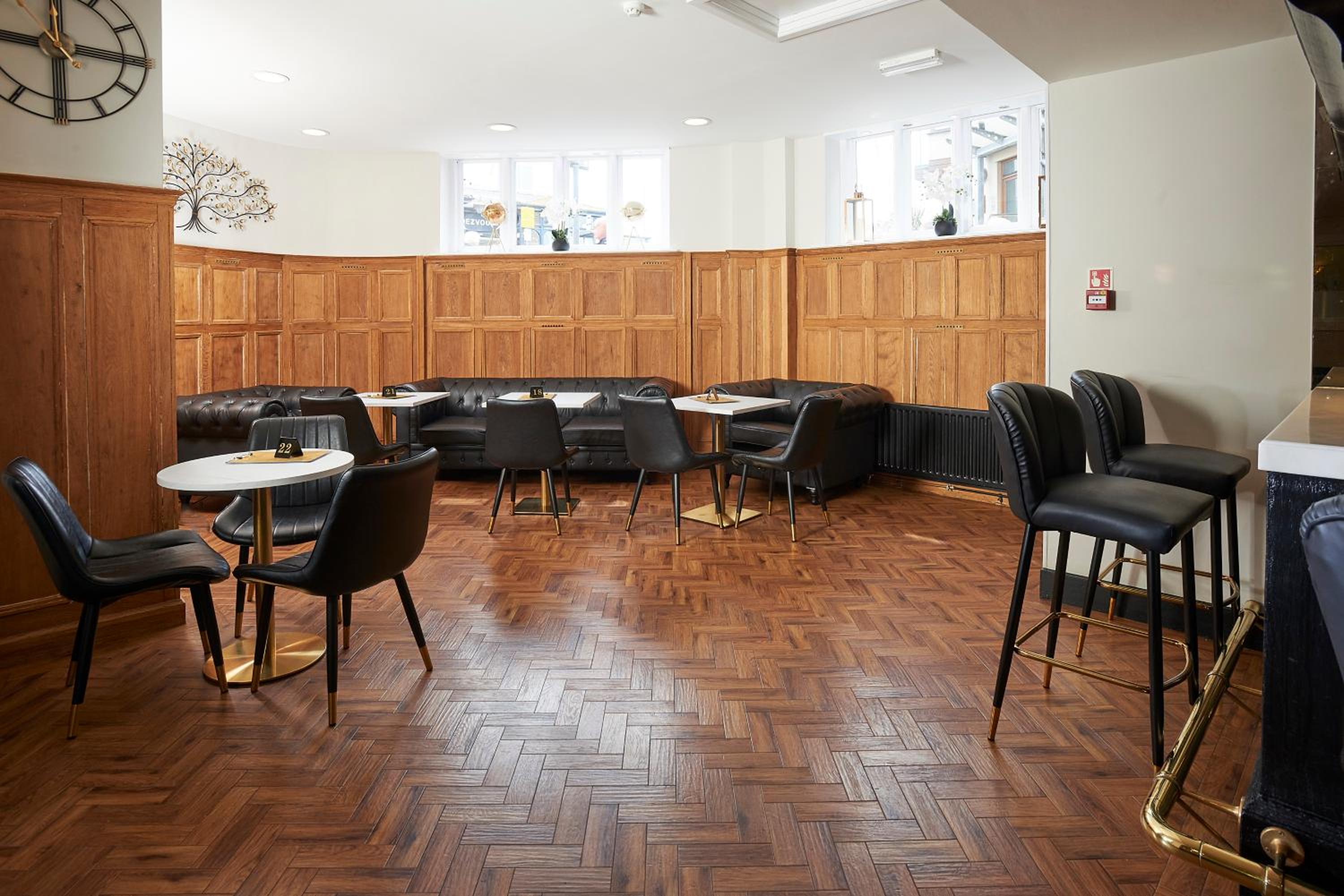 The Crown Hotel 39/55