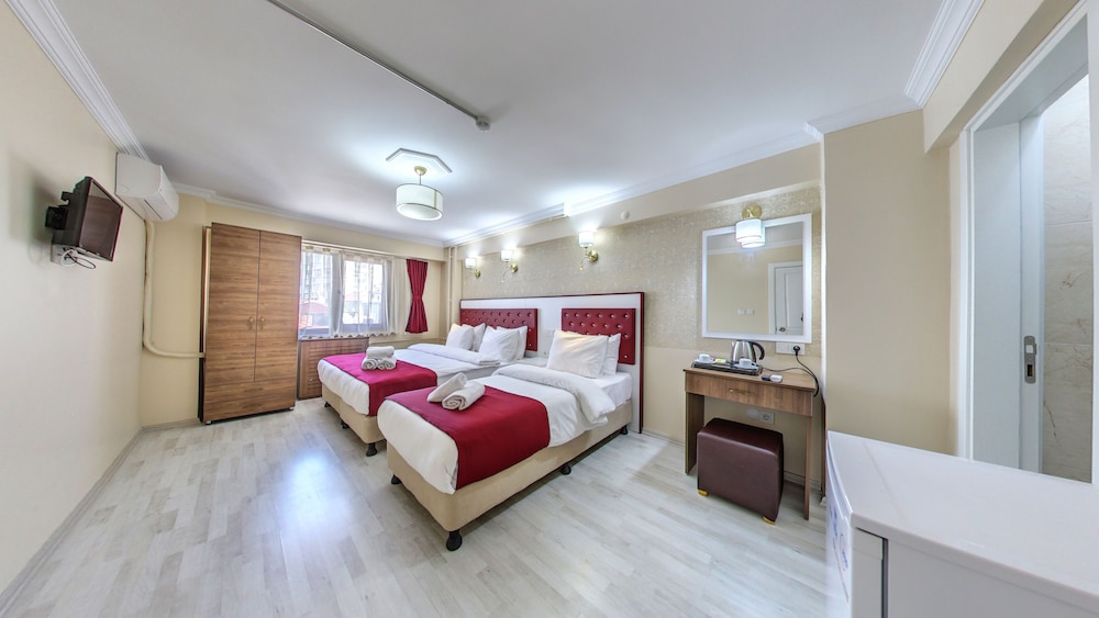 Cihangir Palace Hotel 22/69
