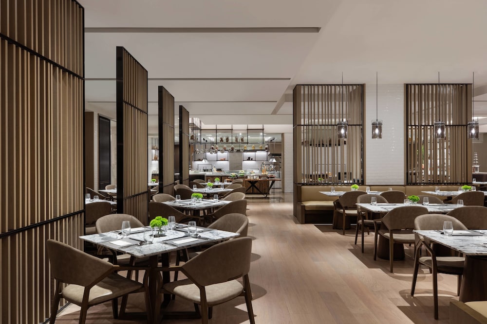 Courtyard by Marriott Shenzhen Northwest 33/43