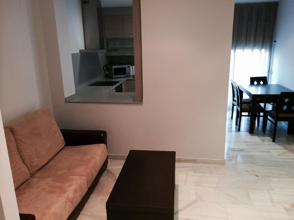 Aparthotel del Golf 24/48
