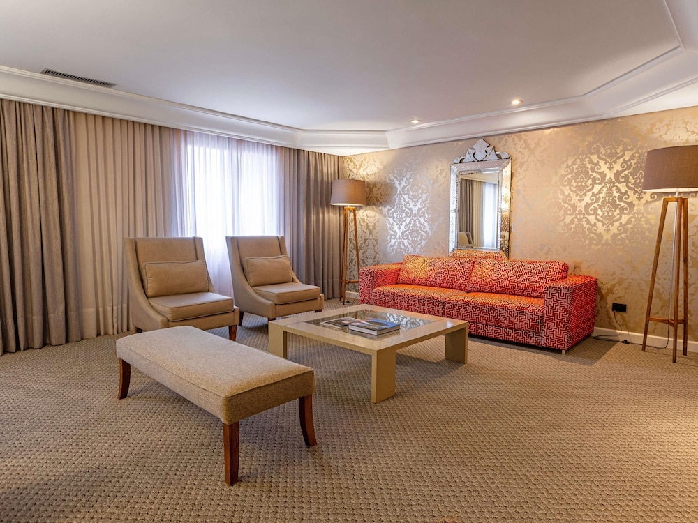 Grand Mercure Curitiba Rayon 31/50