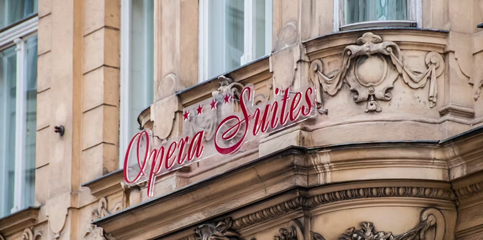 Opera Suites 1/1