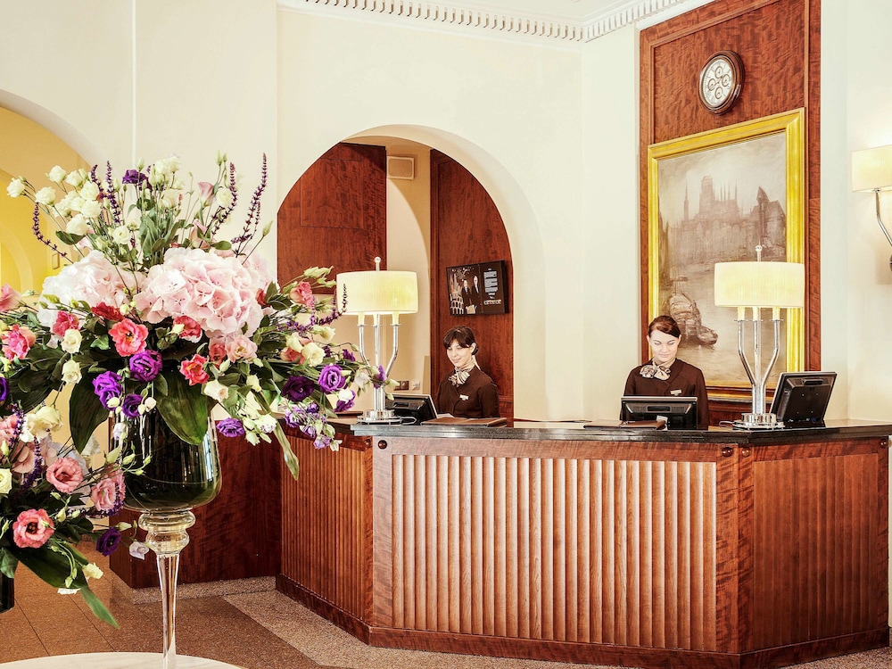 lobby