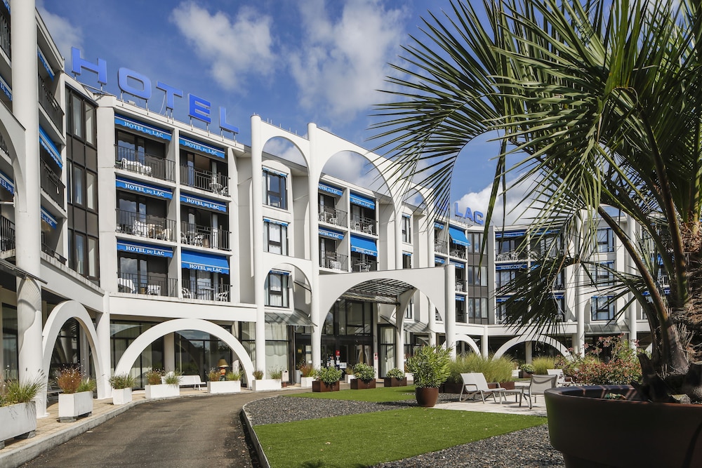 Brit Hotel Du Lac 2/43