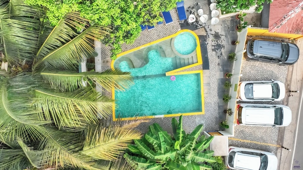 Hotel Citrus Prime 48/57