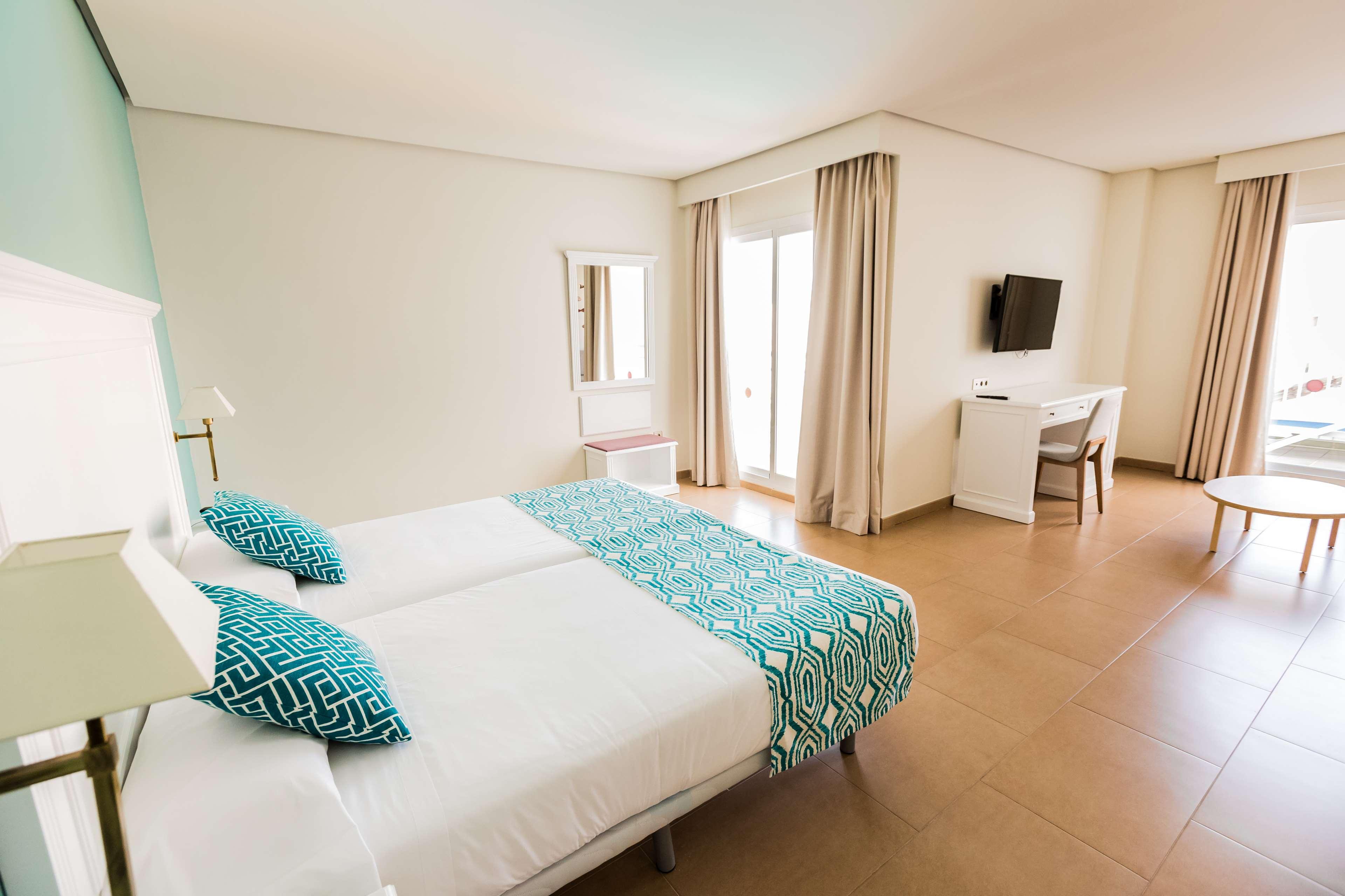 Occidental Torremolinos Playa 20/55