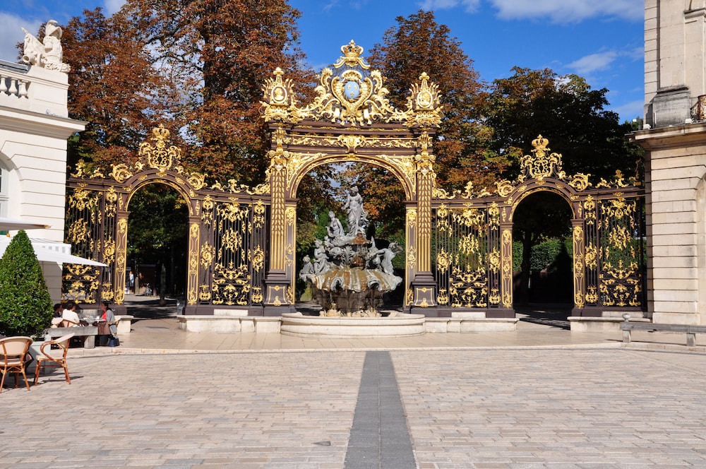 Grand De La Reine 49/55