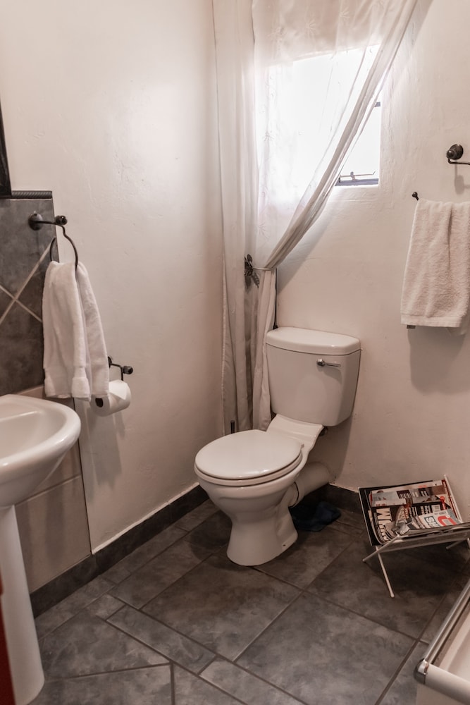 Bastille de Blignaut B&B 34/41