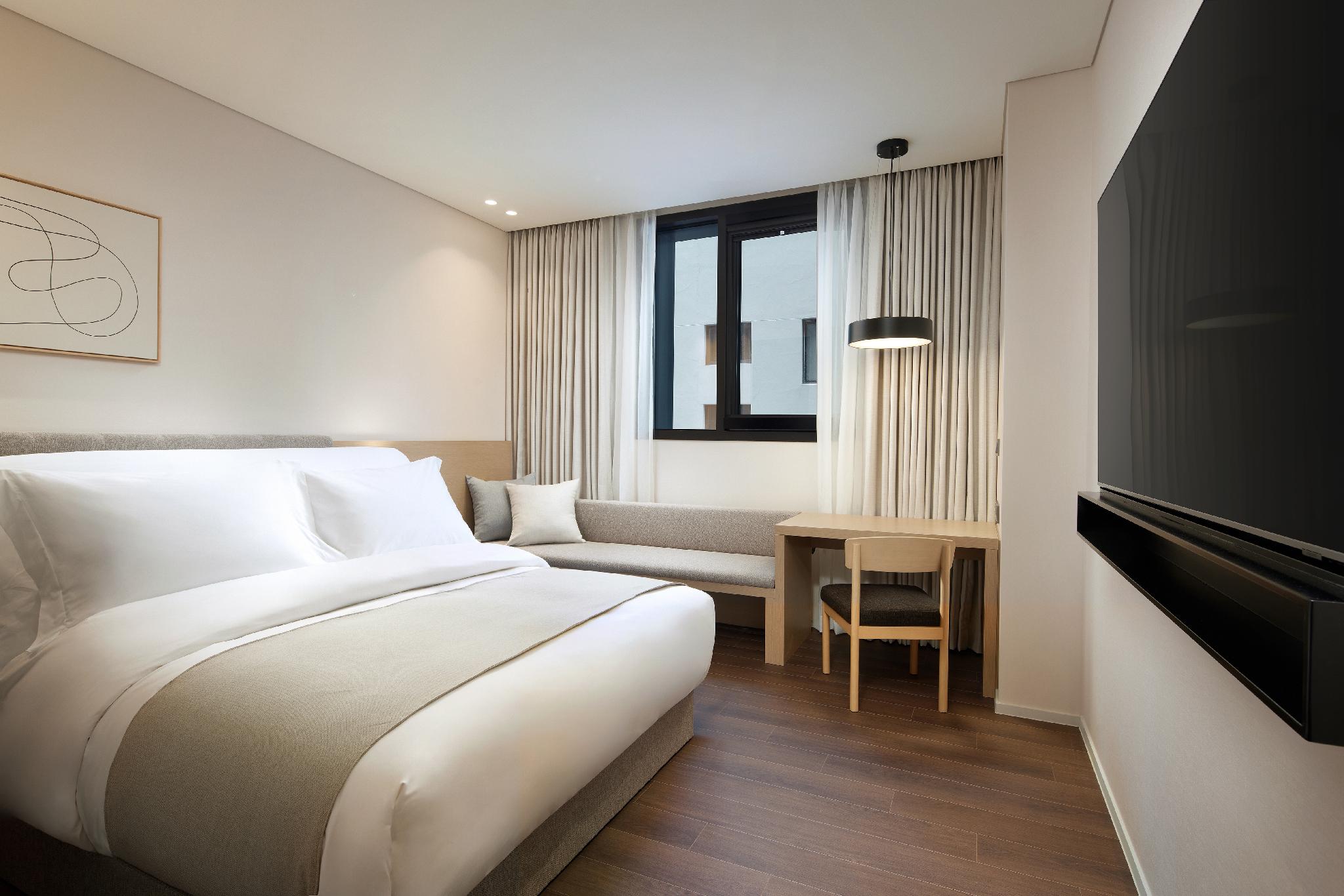 Motion Cinema, Standard, Double Bed