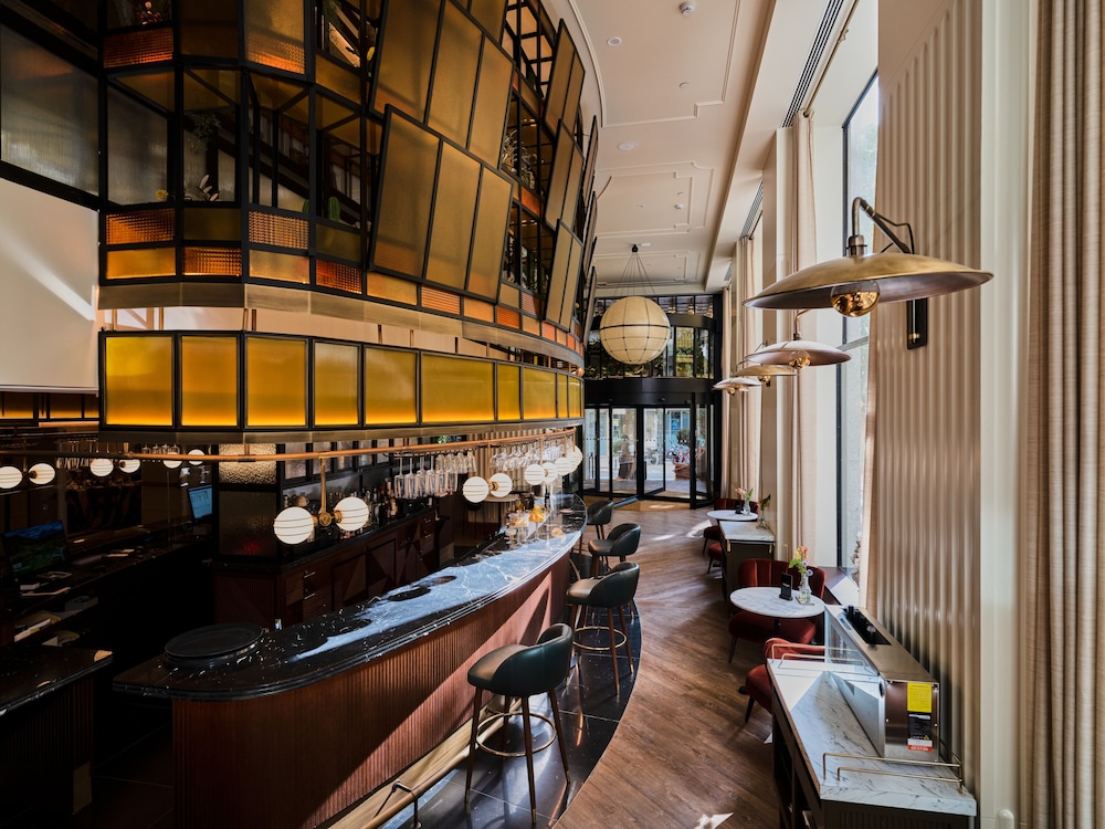 Only YOU Hotel Valencia (ex Ayre Astoria Place) 61/72