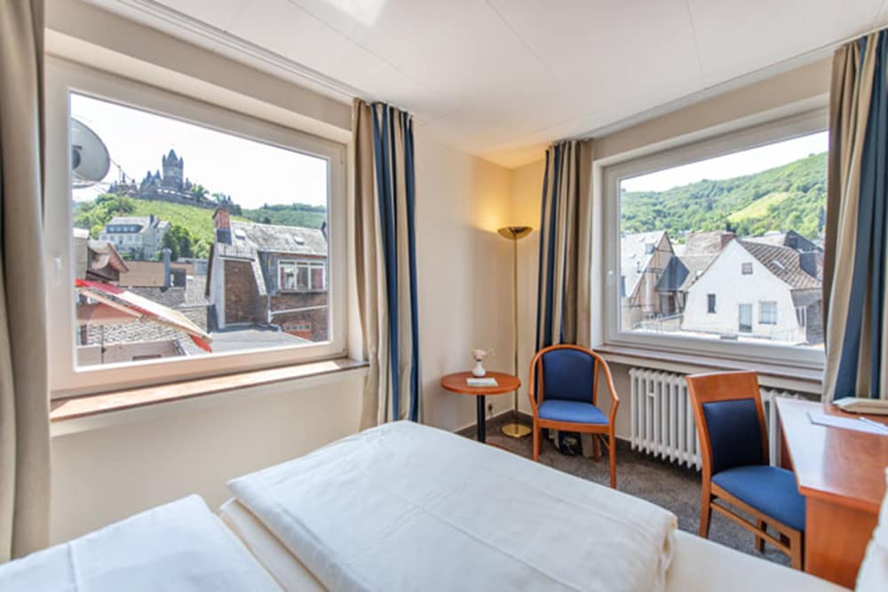 Hotel Karl Muller 6/35