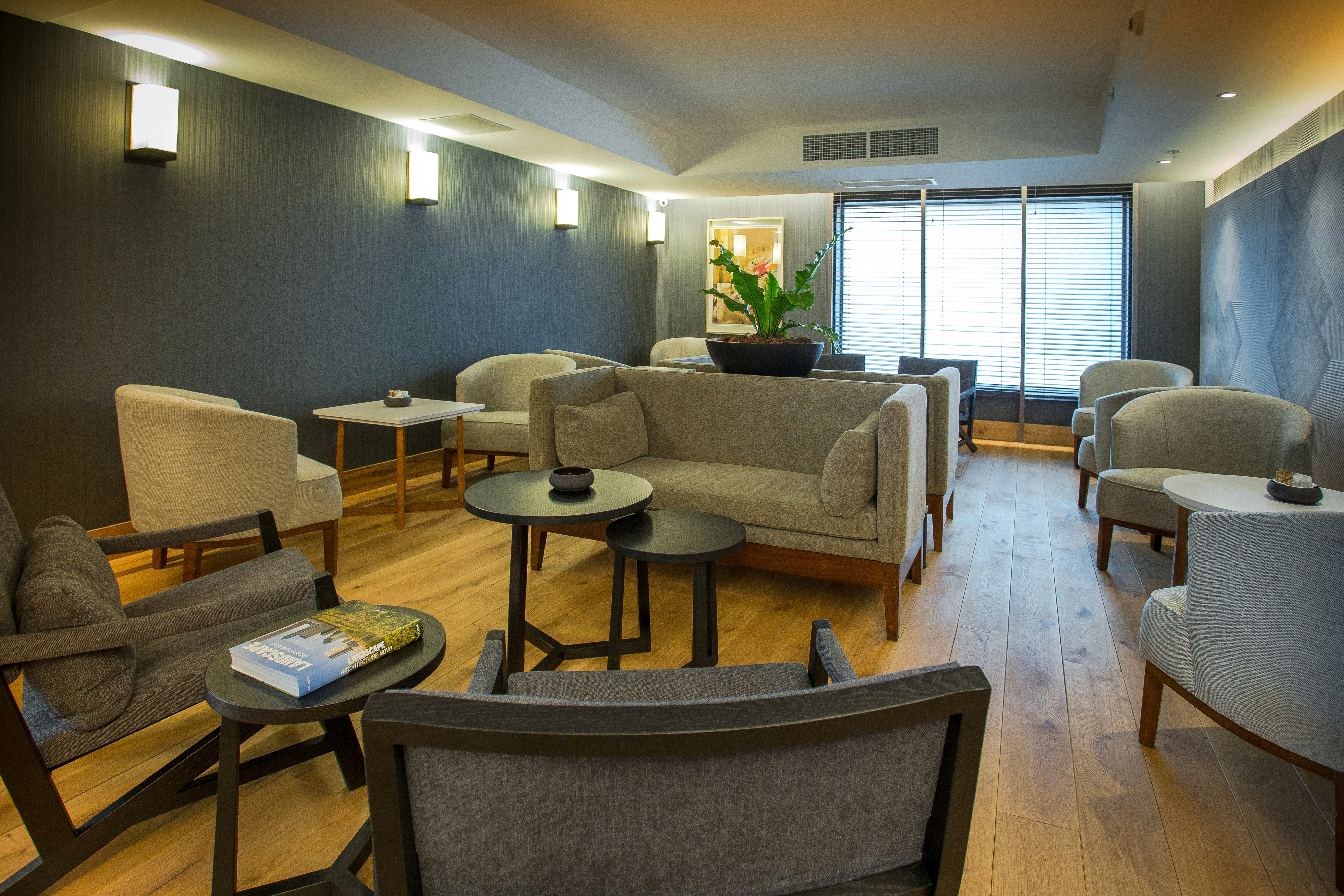 DoubleTree by Hilton Hotel Santiago Vitacura 40/65