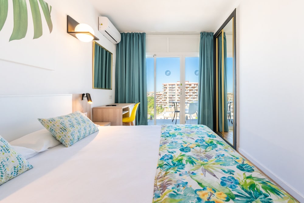 Hotel San Fermin by Dorobe 48/67