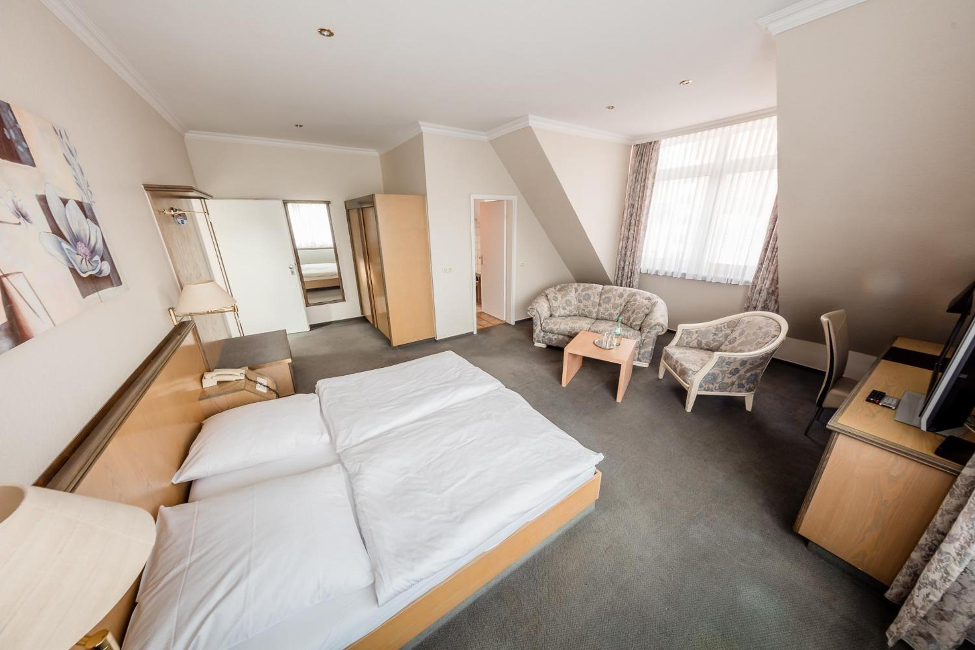 غرفة قياسية بسرير مزدوج، Hotel Meyer 5/10