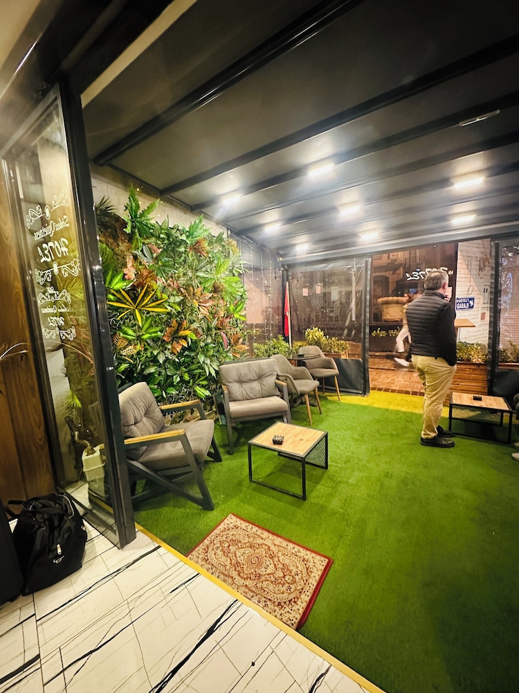 Sirkeci Quietness Hotel 44/50