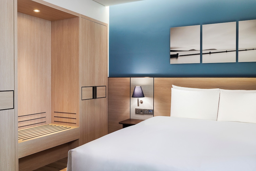 DELUXE, FAMILY, TWIN BEDS, OCEAN VIEW