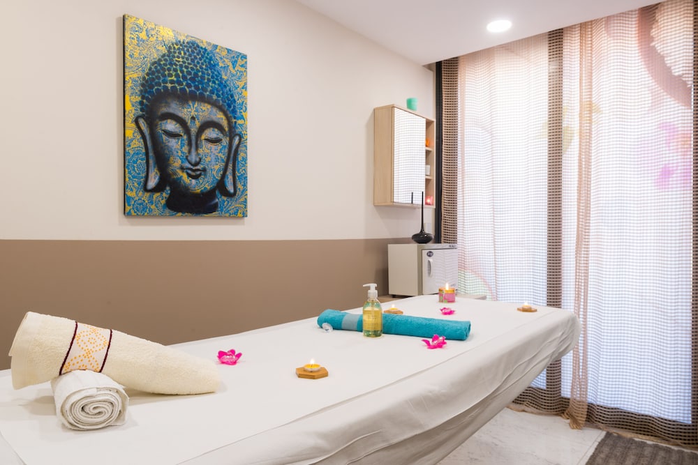 Terrou Bi Hotel 33/64