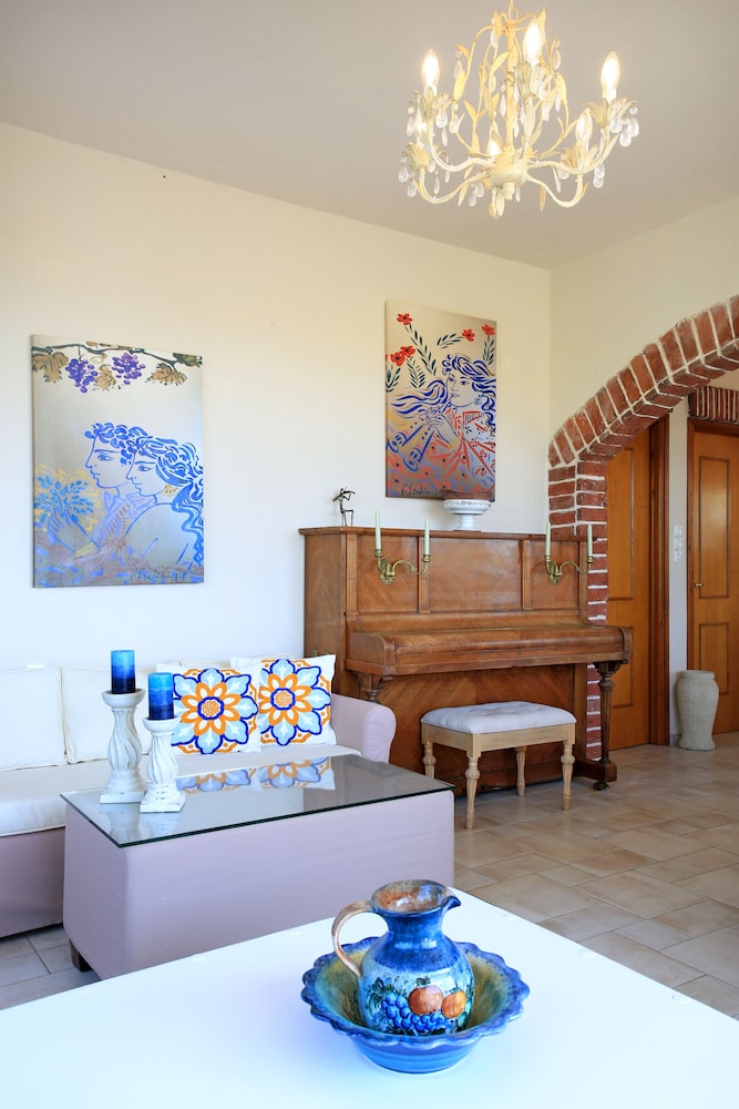 Villa Dafni 27/46