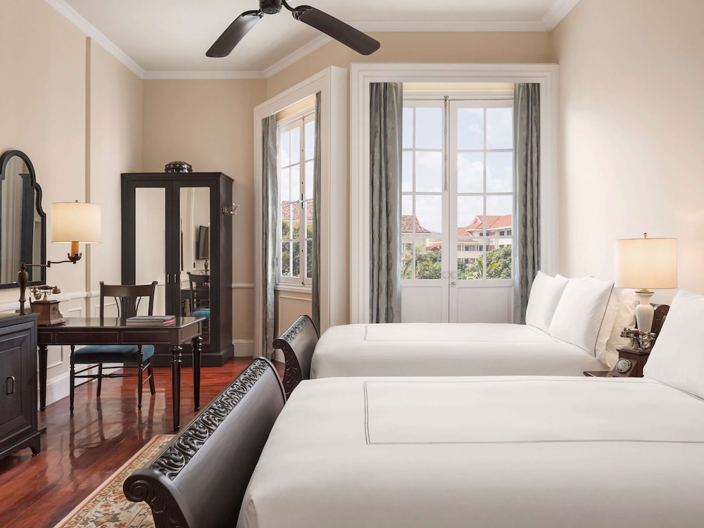 Raffles Hotel Le Royal 30/78