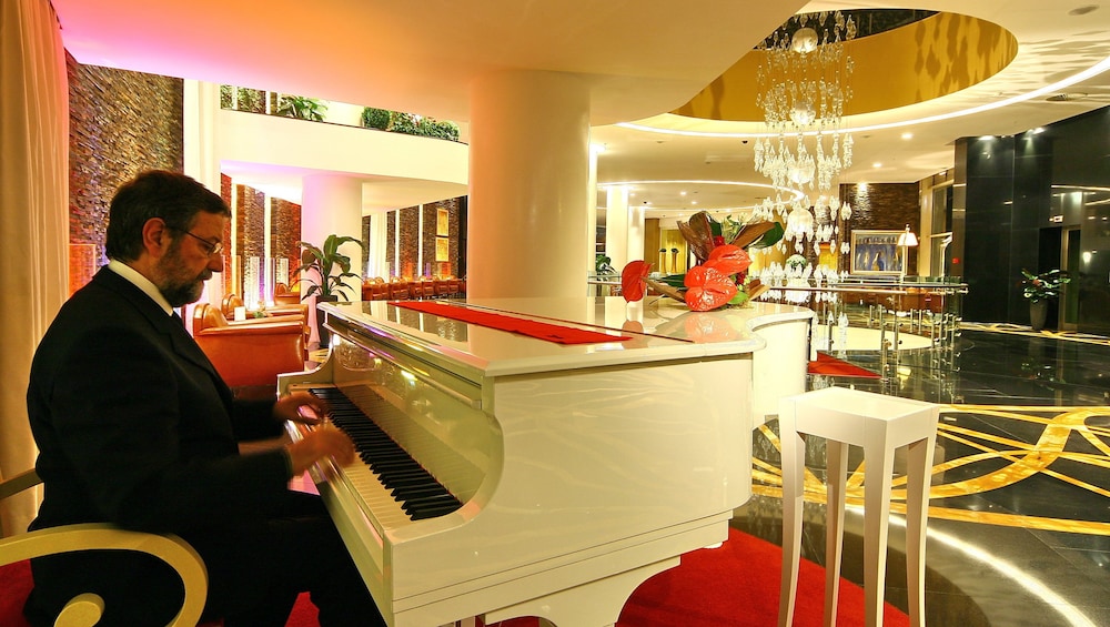 Splendid Conference Spa Resort 11/77