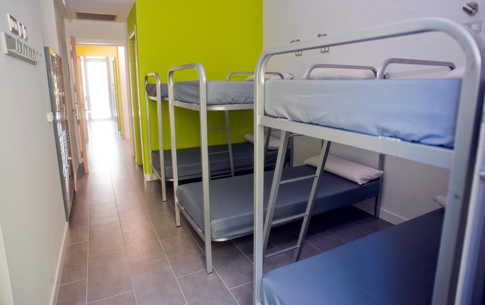 Green Nest Hostel Uba Aterpetxea 44/66
