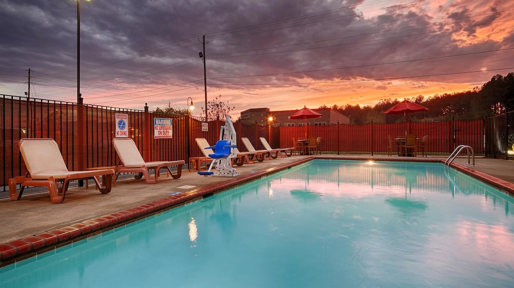 Best Western Plus Gadsden Hotel & Suites 1/22