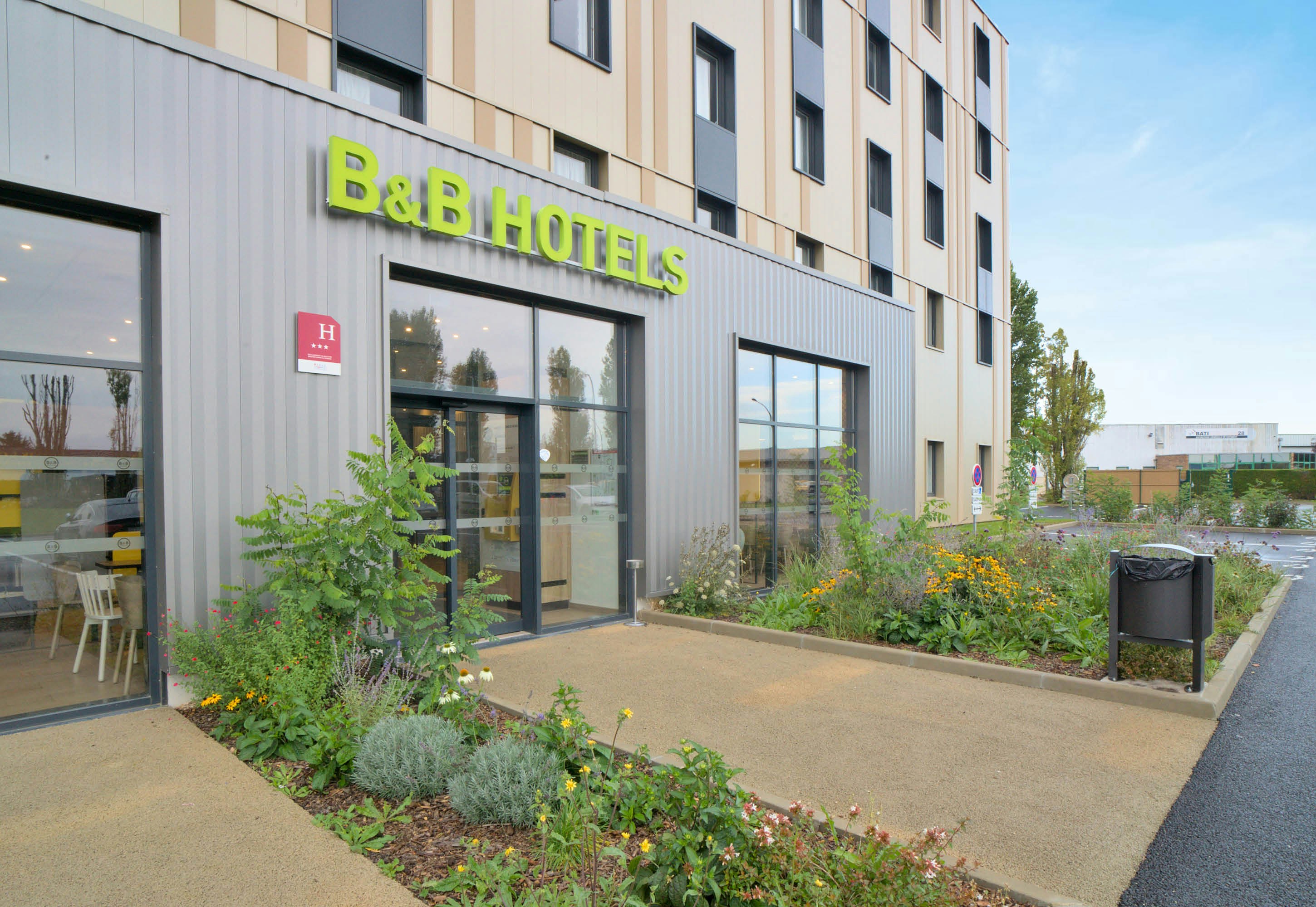 B&B Hotel Dreux Nord 22/23