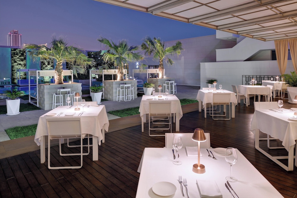 InterContinental Bahrain by IHG 56/77