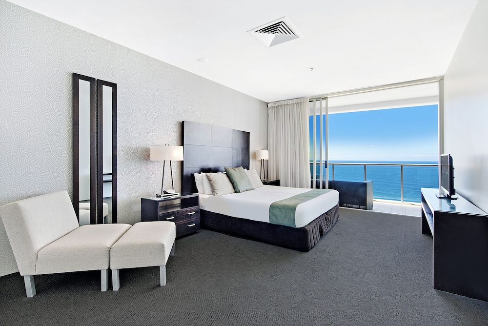 ULTIQA Air on Broadbeach 13/71