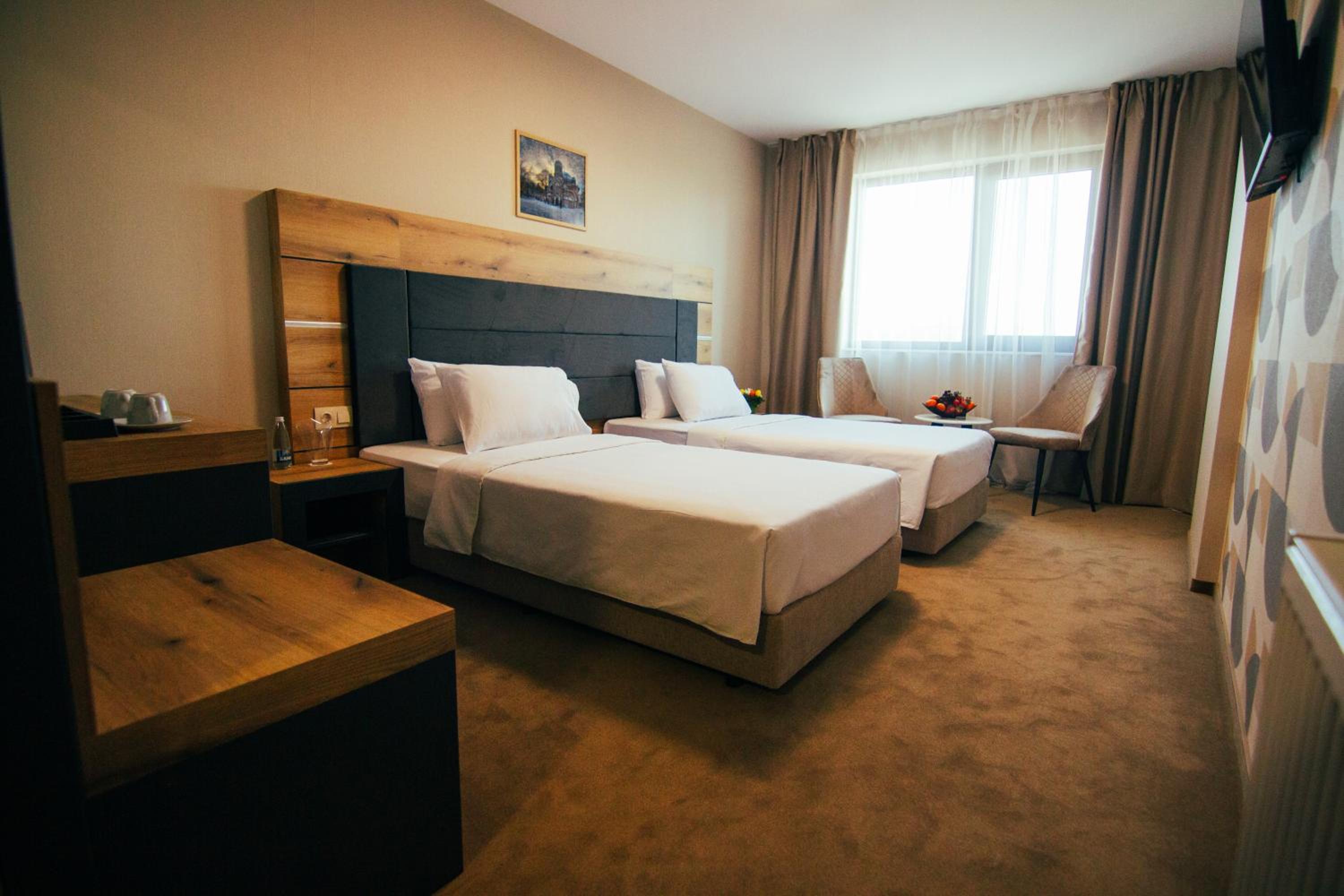 Standard, Hotel Via Serdika 3/3