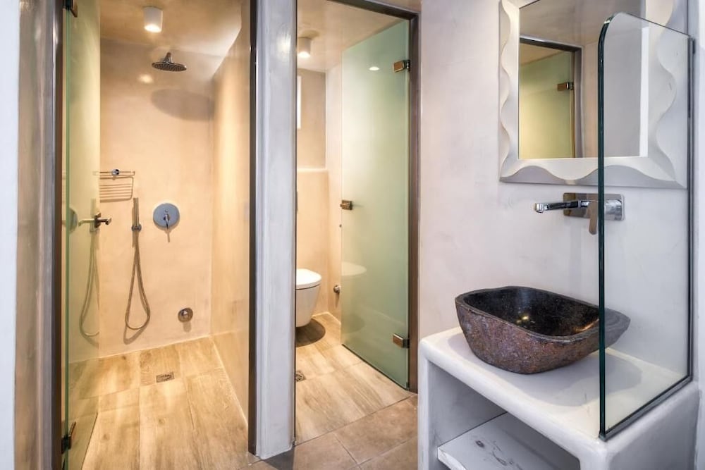 Vinas Place 39/49