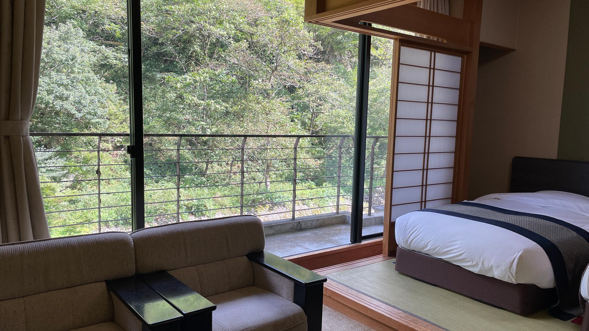 Japanese Western, Superior, Twin Beds, Mountain View