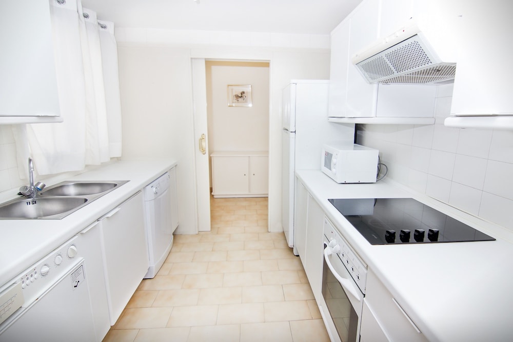 1 BEDROOM, APARTMENT, SEA VIEW, TERRACE