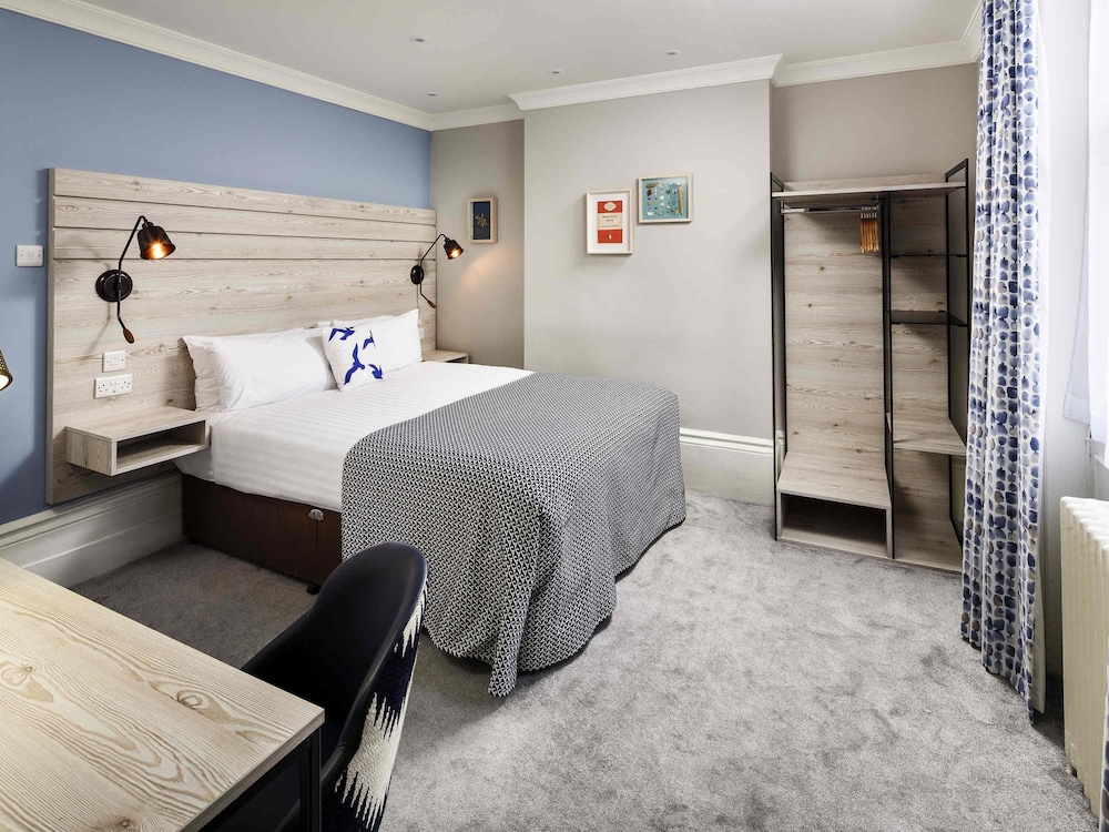 Classic, Double Bed
