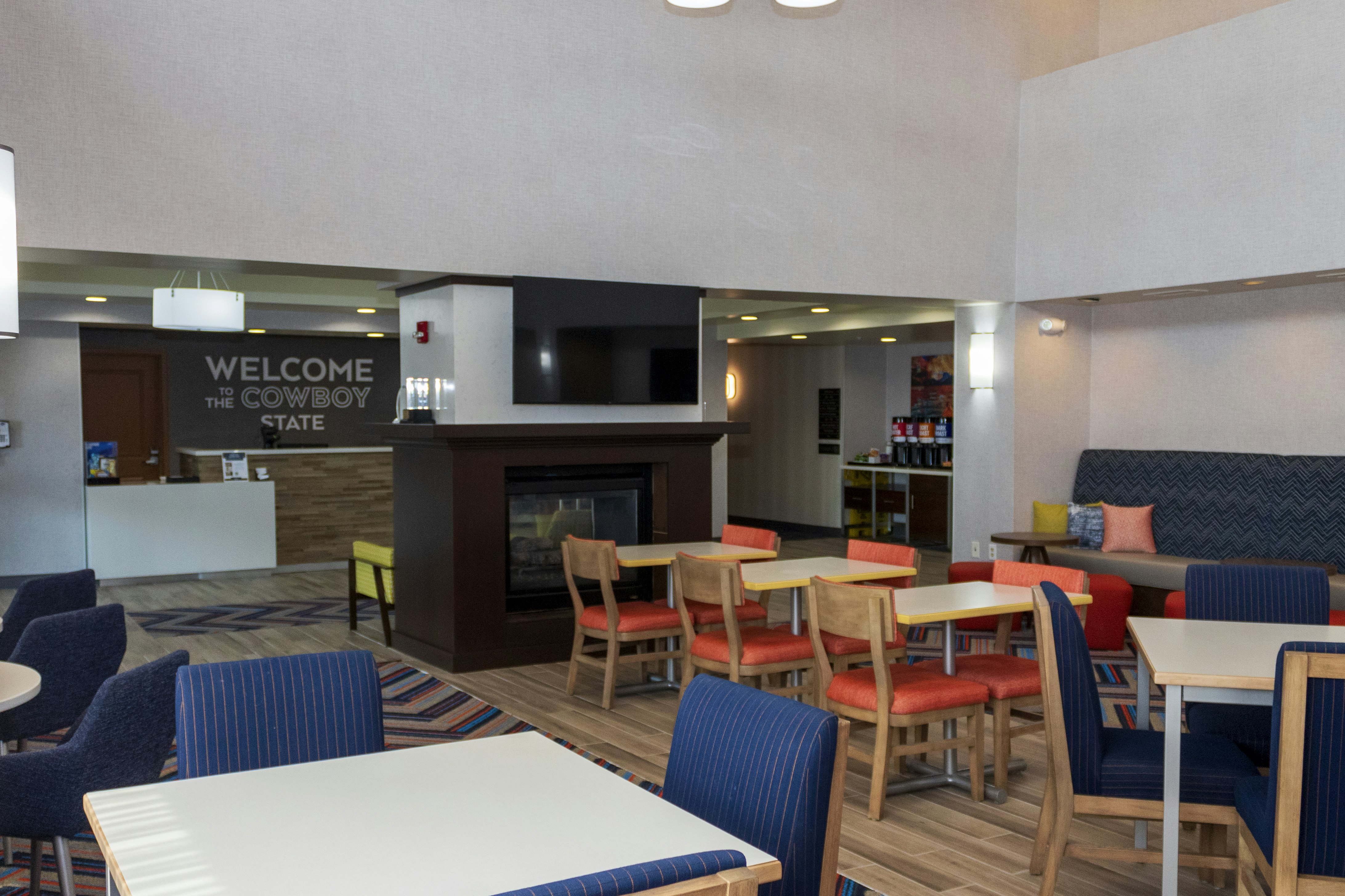 Hampton Inn & Suites Riverton 47/73