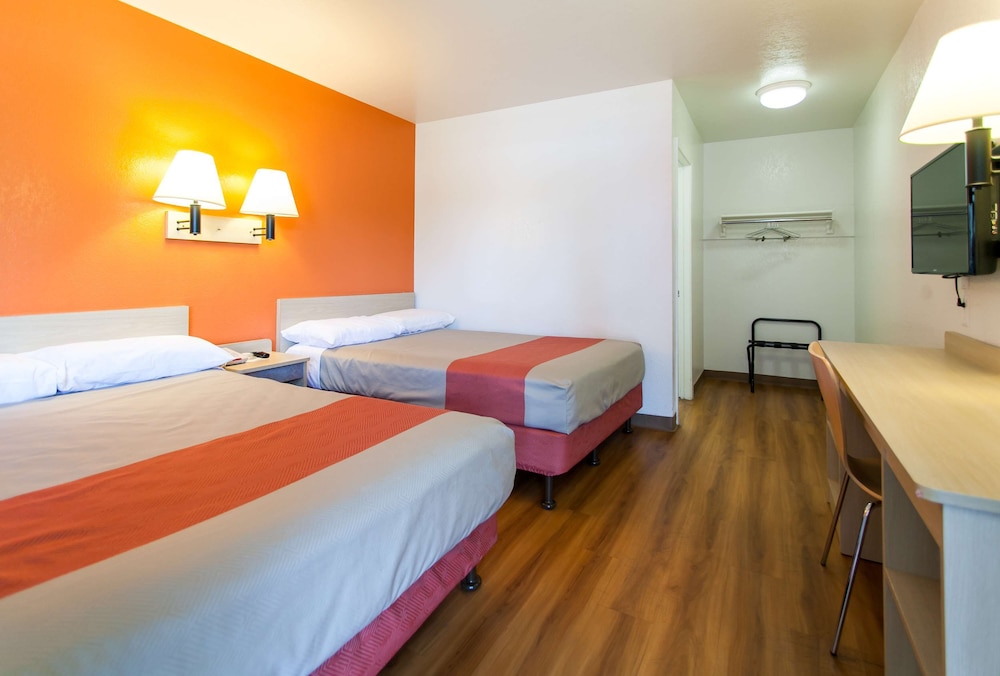 Motel6 Rosemead, CA - Los Angeles 25/46