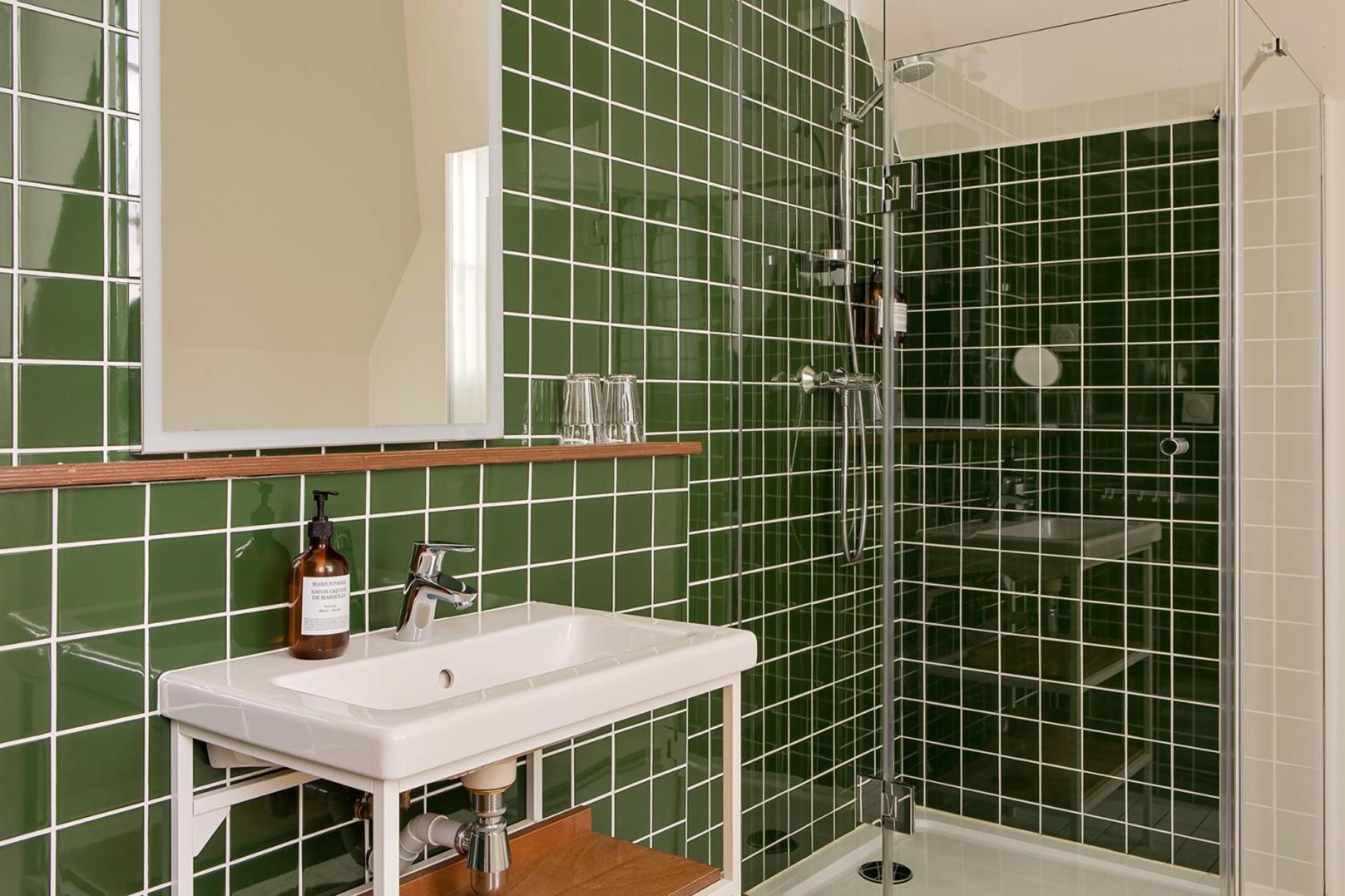 Alfred Hotels Montreuil 40/44