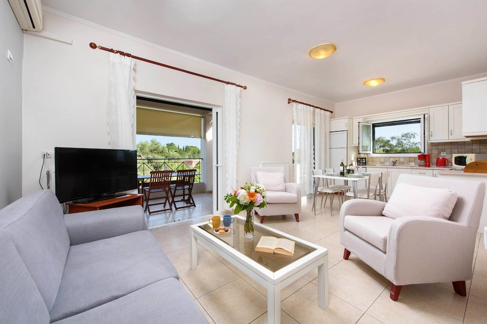 Villa Lemonia 23/50