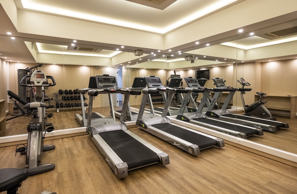 Athens Avenue Hotel 25/41