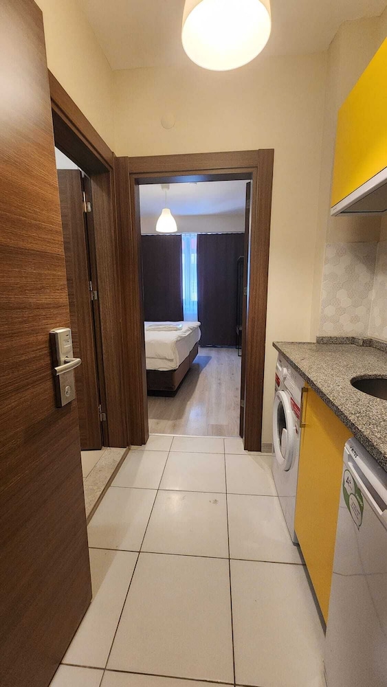Moda Hotel 49/50