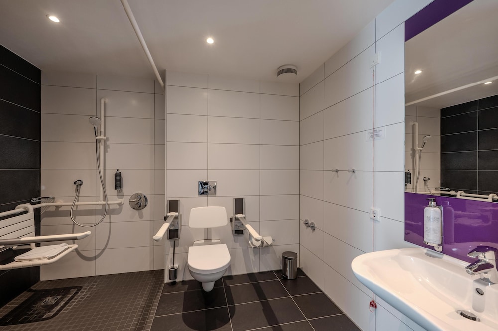 Premier Inn Berlin Alexanderplatz Hotel 47/53