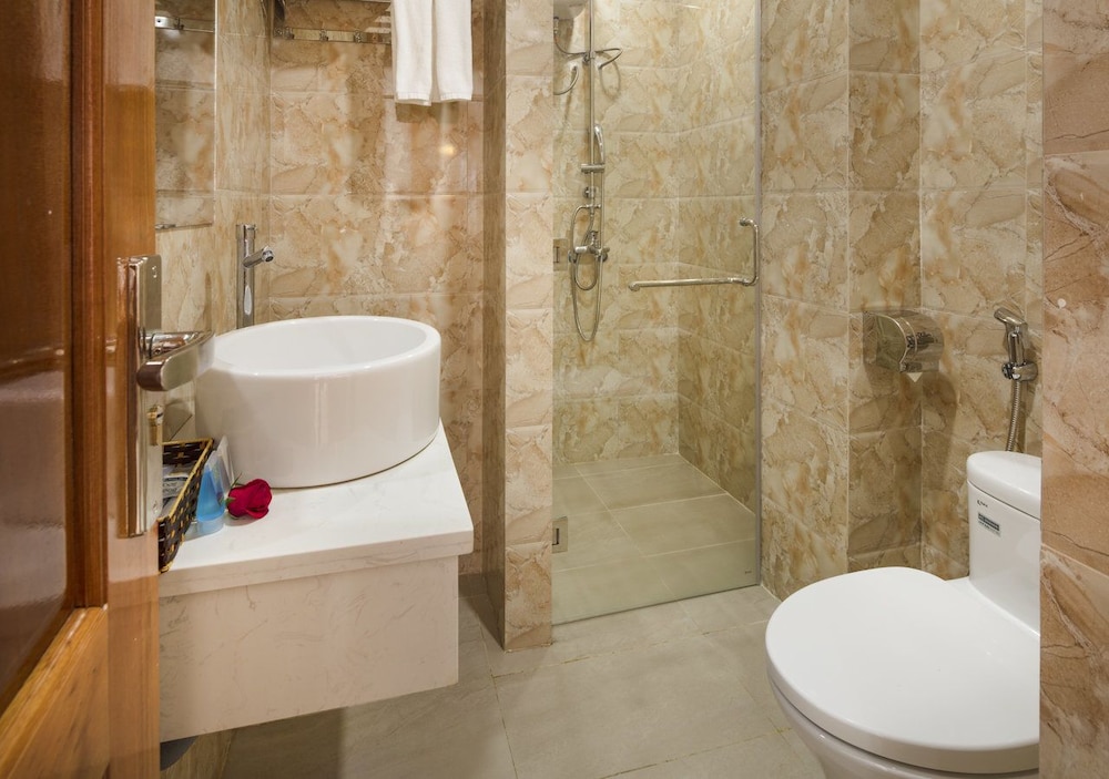 Royal Hotel Nha Trang 32/55