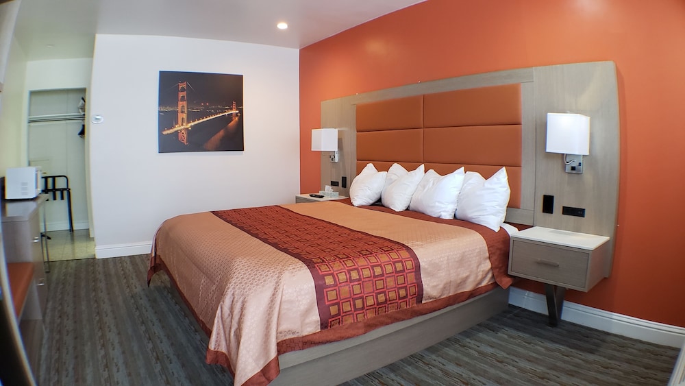 Presidio Inn 16/33
